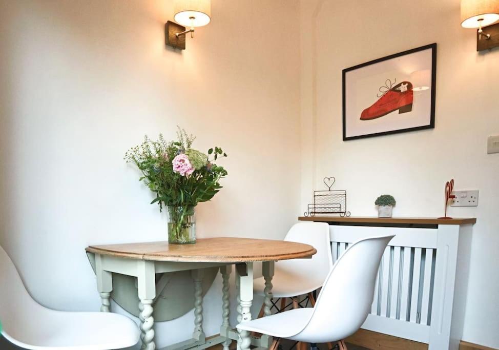Aragon Cottage ラドロー エクステリア 写真