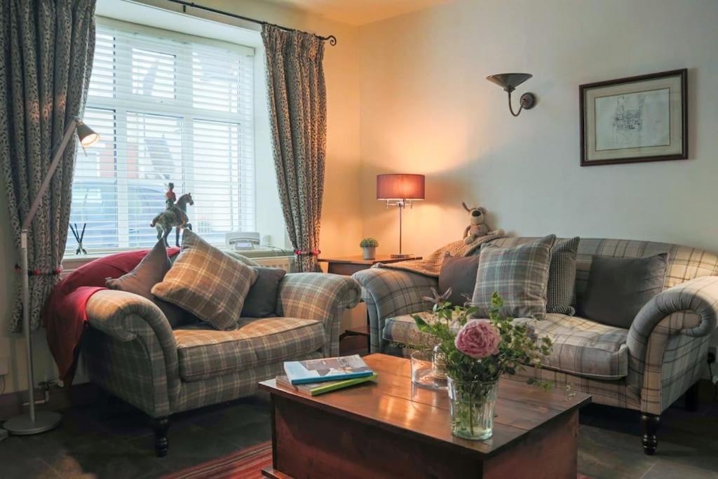 Aragon Cottage ラドロー エクステリア 写真